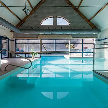 T4 Duplex Spacieux -7 Personnes- Piscine A