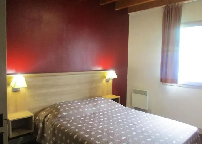 T4 Duplex Spacieux -7 Personnes- Piscine A *