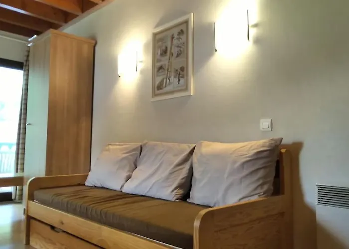 T4 Duplex Spacieux -7 Personnes- Piscine à Appartement Arreau