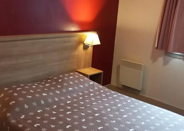 T4 Duplex Spacieux -7 Personnes- Piscine A Lägenhet Arreau